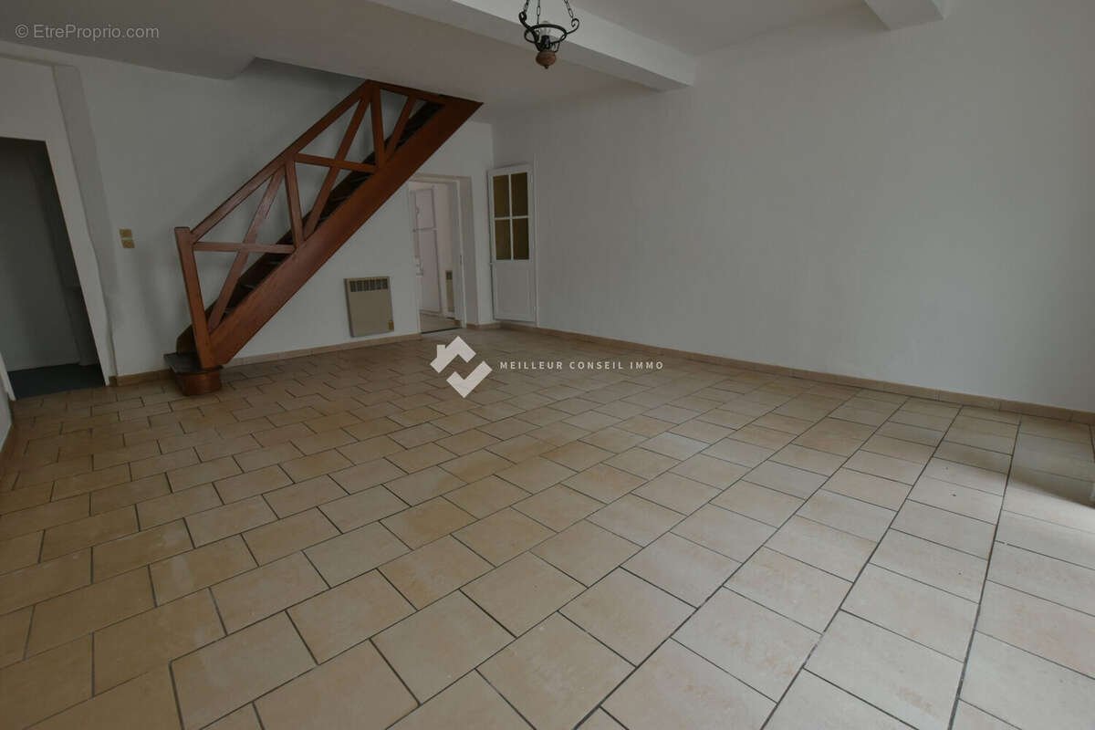 Appartement 106 m² à Montfort-En-Chalosse  - photo 4