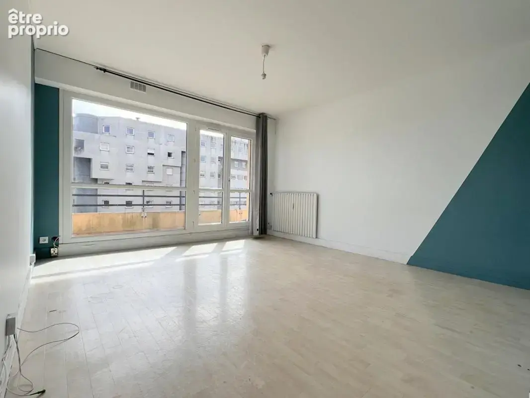 Appartement - Le Mans - BOLLEE - T2 - 52 m² - photo 2
