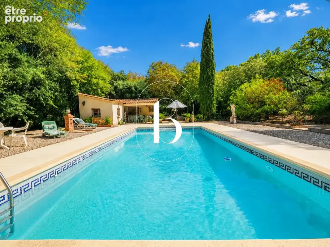 Méjannes-le-Clap  Propriété sur 9 000 m² de terrain arboré avec piscine - photo 5