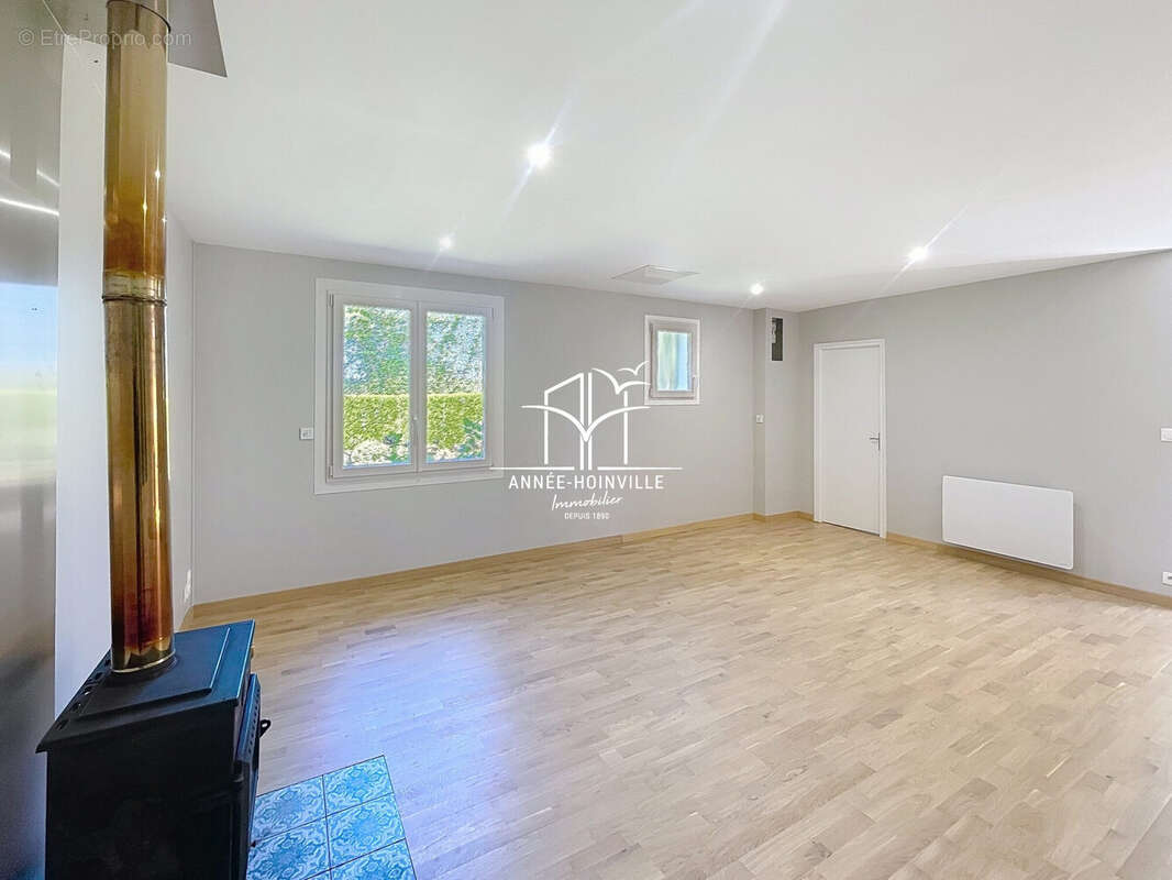 Maison à PONT-L&#039;EVEQUE