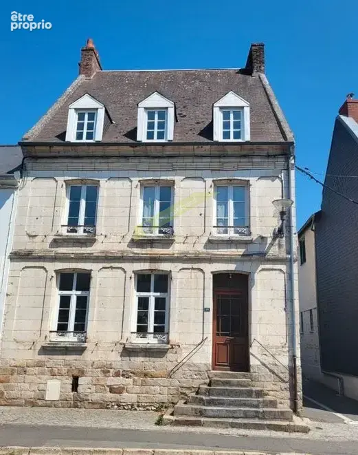 Maison à PAS-EN-ARTOIS