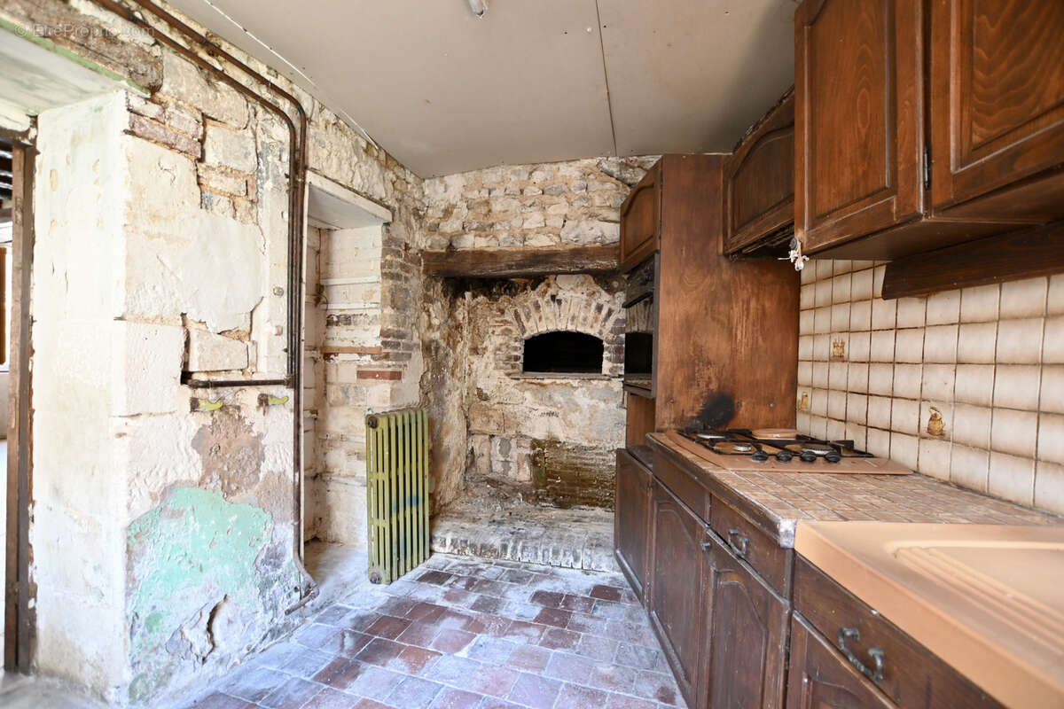 Belle opportunité de rénovation à Gy-l'Évêque - photo 8