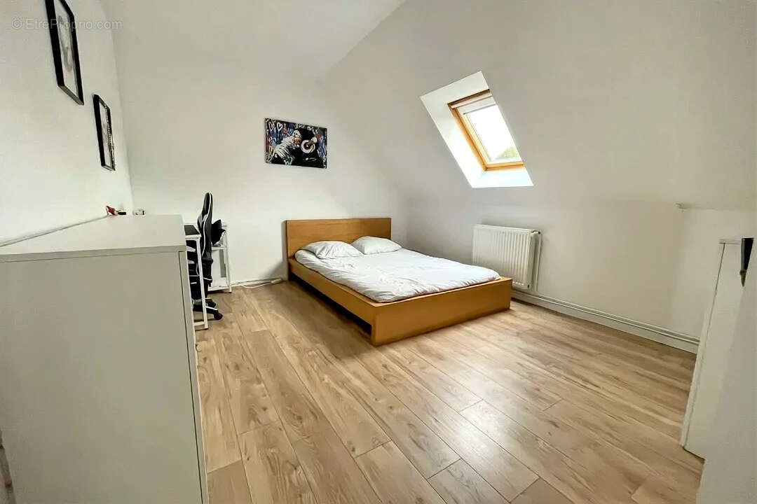 Maison à VILLIERS-SUR-MORIN