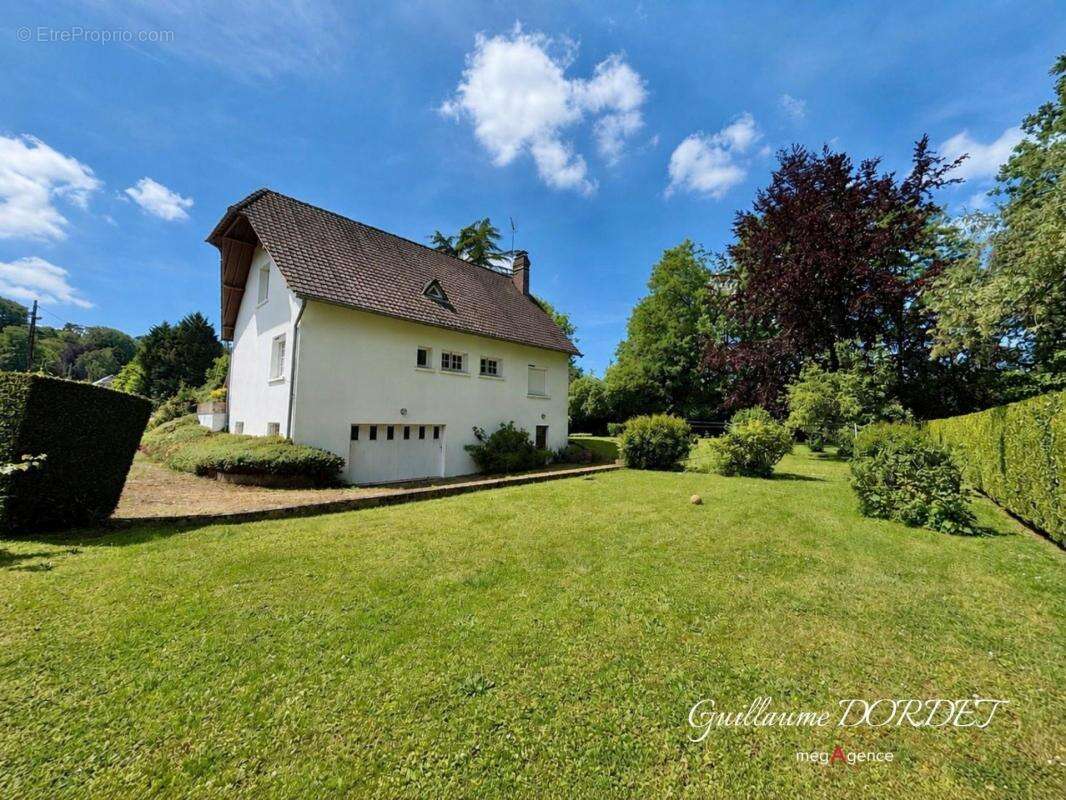 Maison à ARQUES-LA-BATAILLE