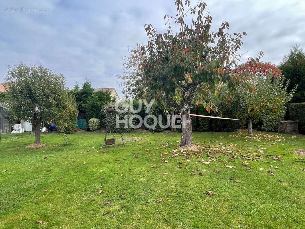 Maison à OZOIR-LA-FERRIERE