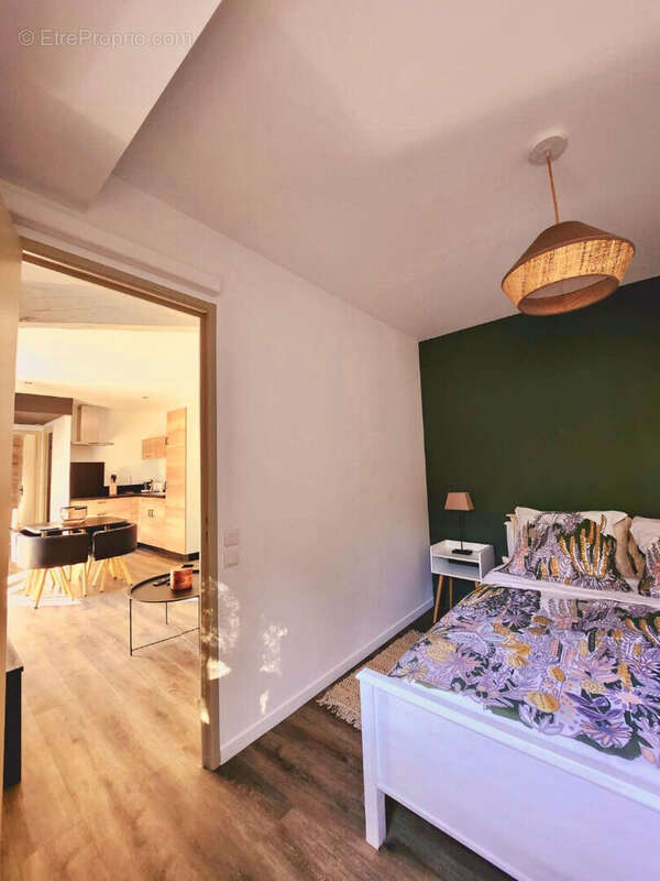 Autre à L&#039;ISLE-SUR-LA-SORGUE