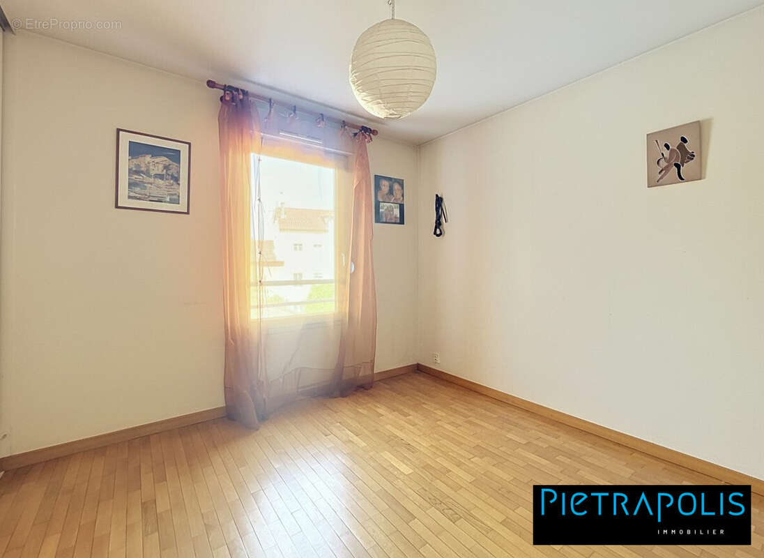 Appartement à OULLINS