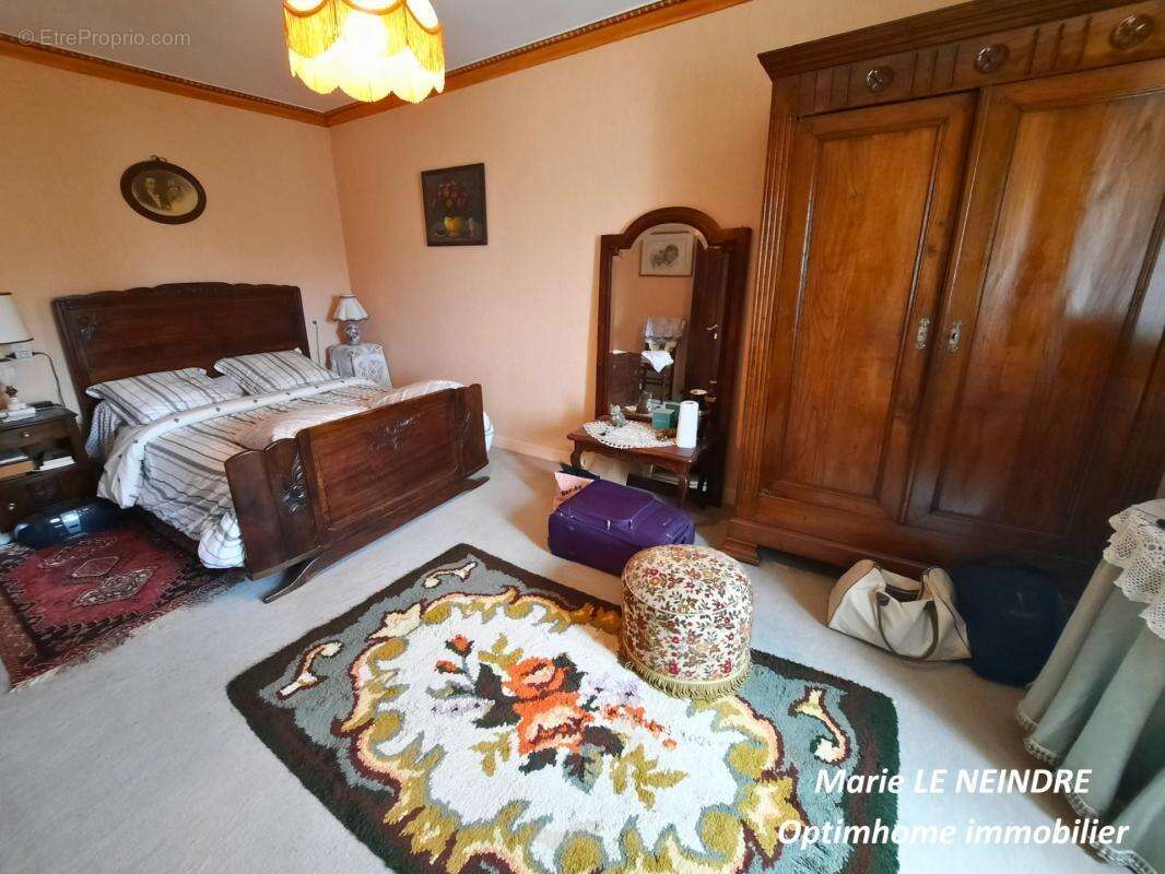 Ensemble Immobilier d'Exception – 3 Maisons & Jardin à Plussulien (22320) - photo 11