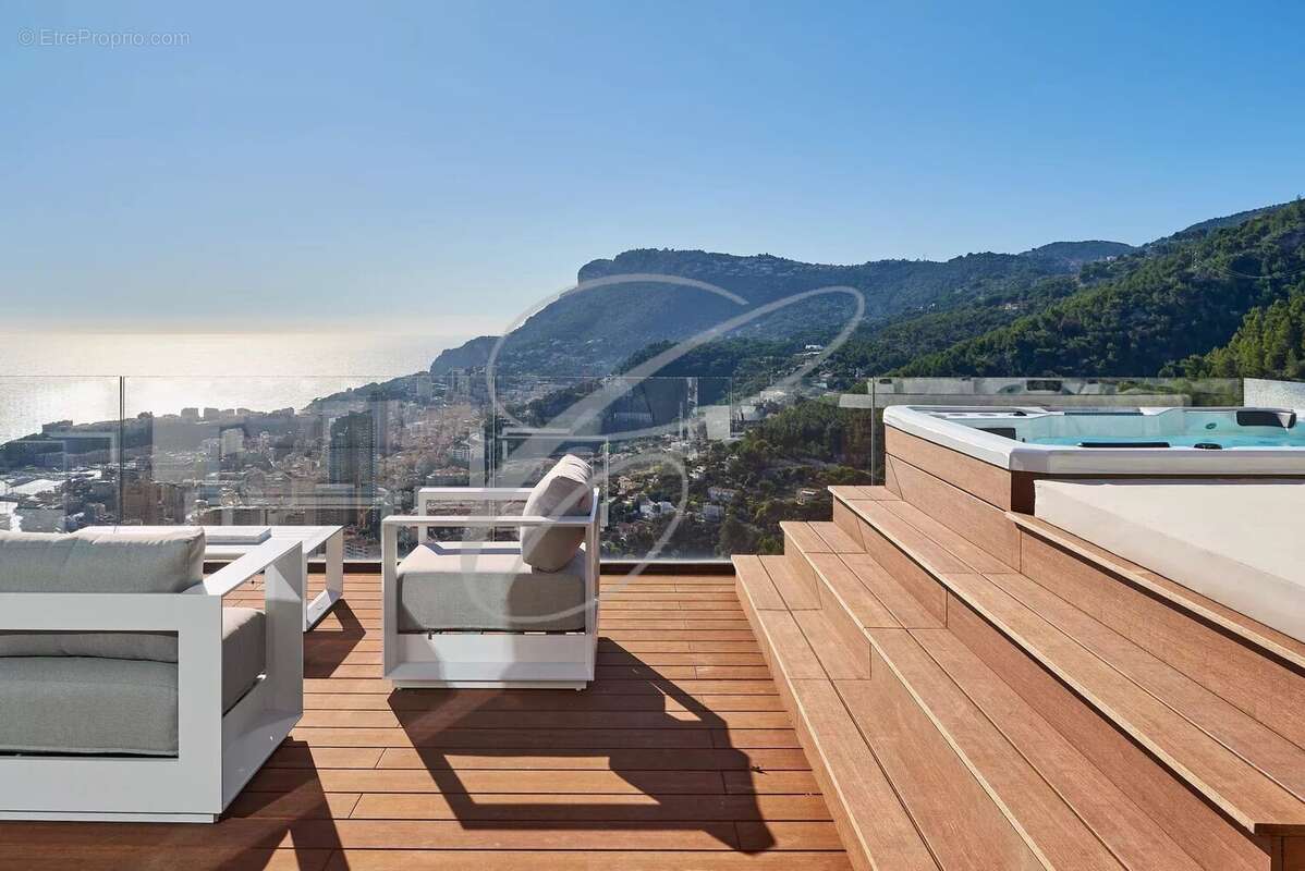 Maison à ROQUEBRUNE-CAP-MARTIN