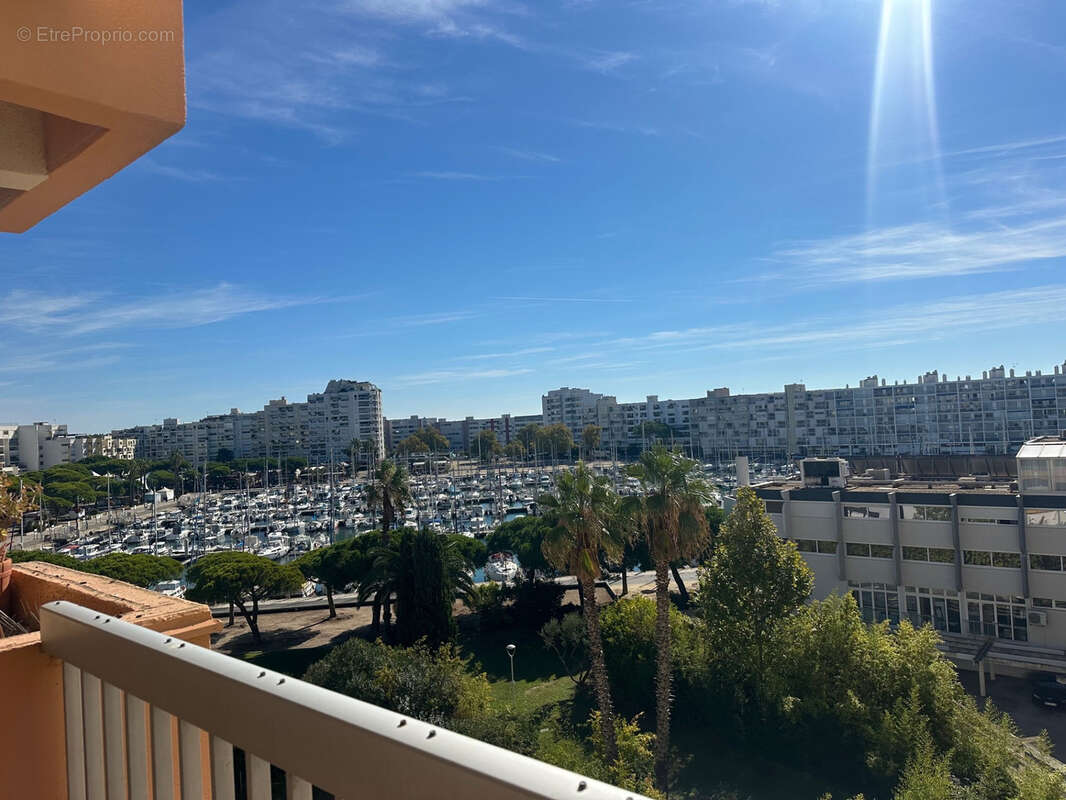 Appartement à CANDILLARGUES