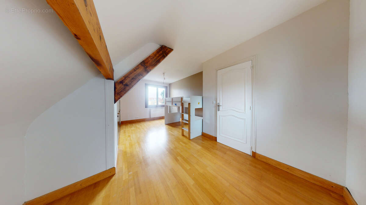 Maison à HOUILLES