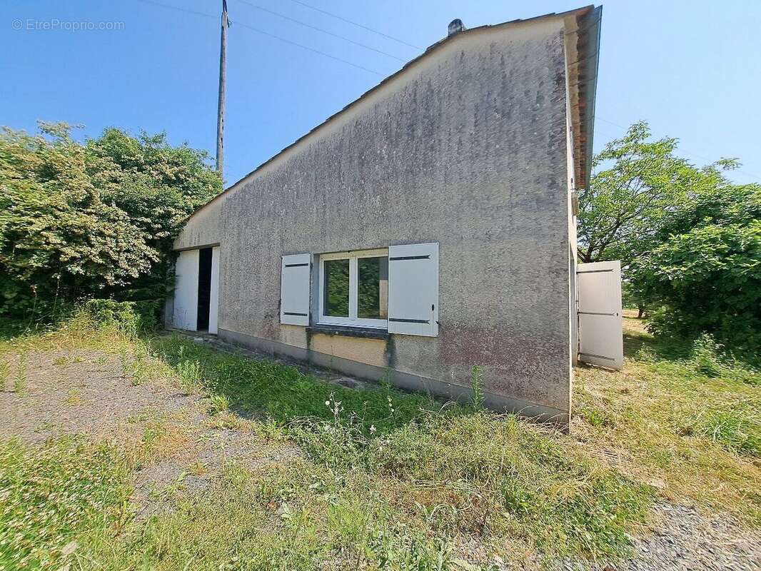 Maison à SEGONZAC