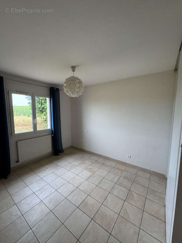 Villa T5 de 123 m²  avec Jardin et Piscine - photo 7