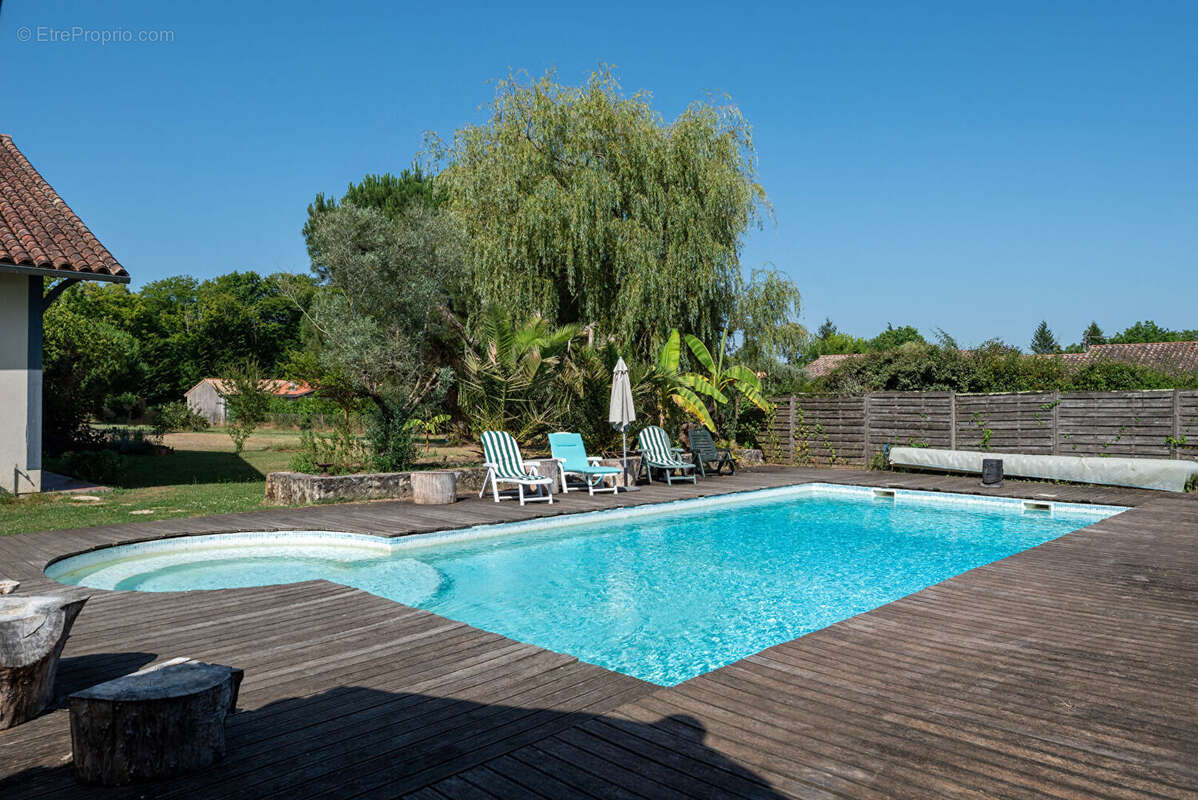 Maison à SAINT-JUSTIN