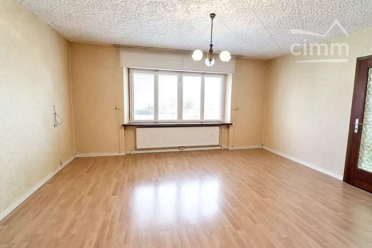 Maison familiale de 147 m² à rénover à ROSBRUCK - photo 4