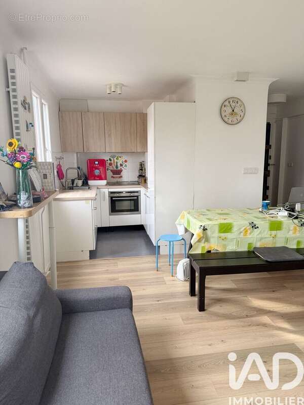 Photo 3 - Appartement à BOURG-LA-REINE