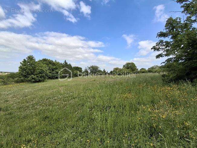 Maison à SAINT-MAURICE-AUX-RICHES-HOMMES