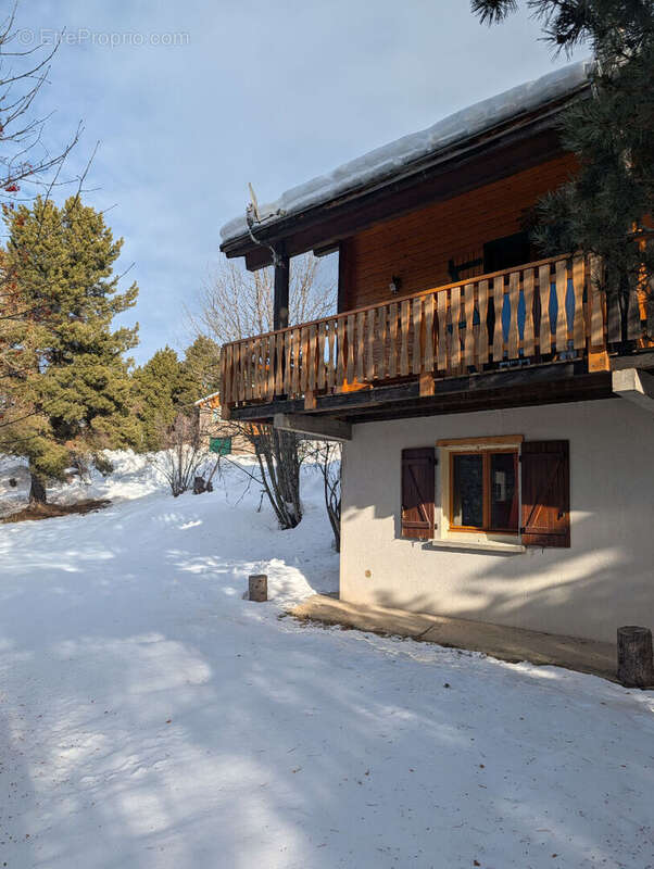 Maison à EYNE