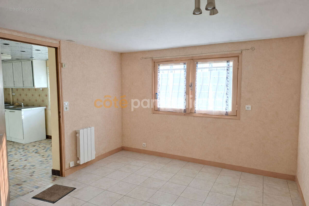 Maison à SAINT-OVIN