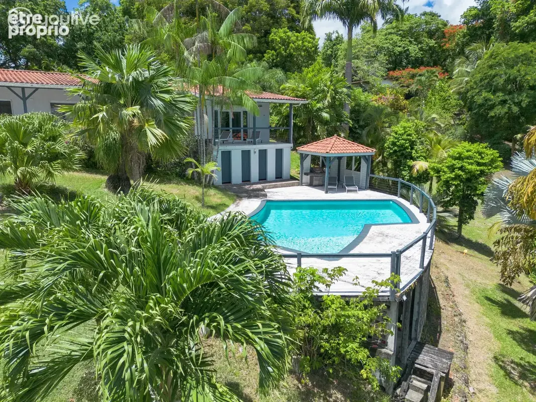 Didier Fort-de-France – Propriété T5 - piscine- Vue panoramique Baie de Fort-de-France - photo 13