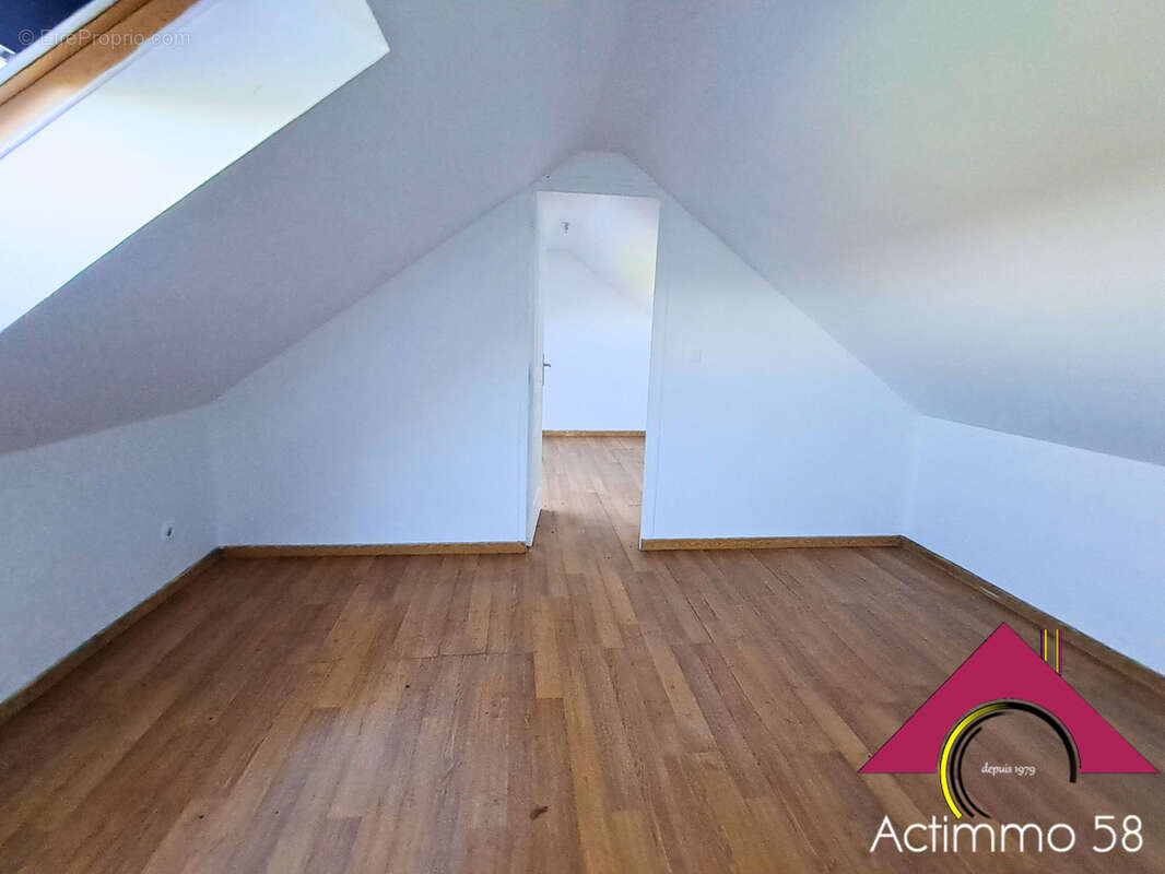 Maison à CHANTENAY-SAINT-IMBERT