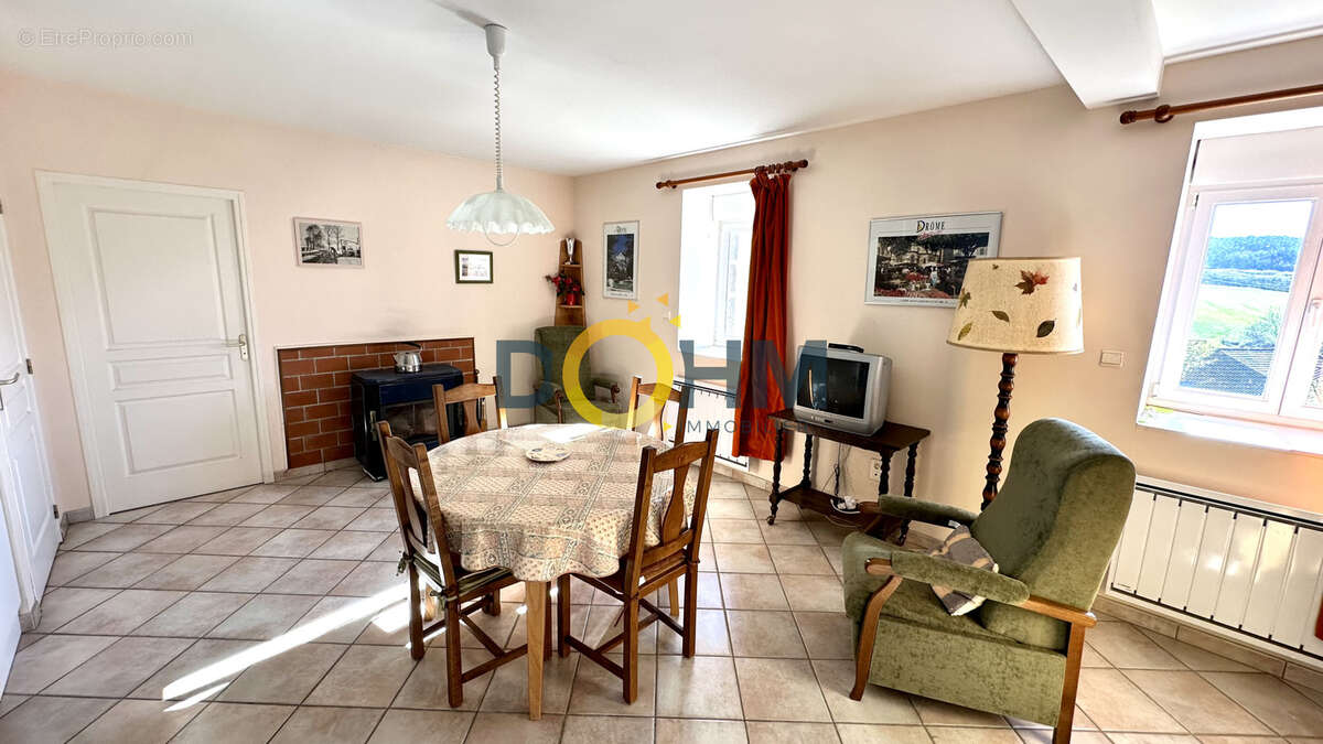 Maison à ALLEYRAS