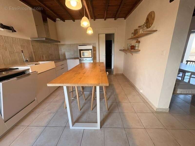 Maison à SAINT-MONT