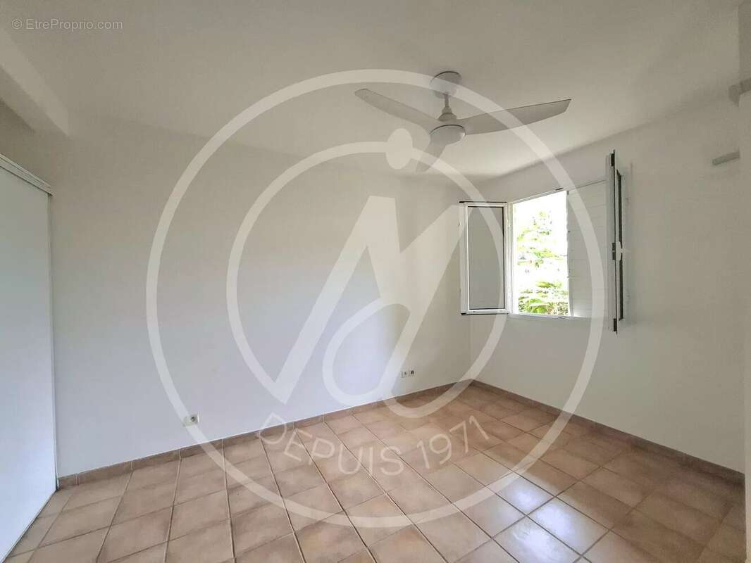 A vendre 236 559€ - appartement 3 pieces de 80m² - baie mahault * - photo 3