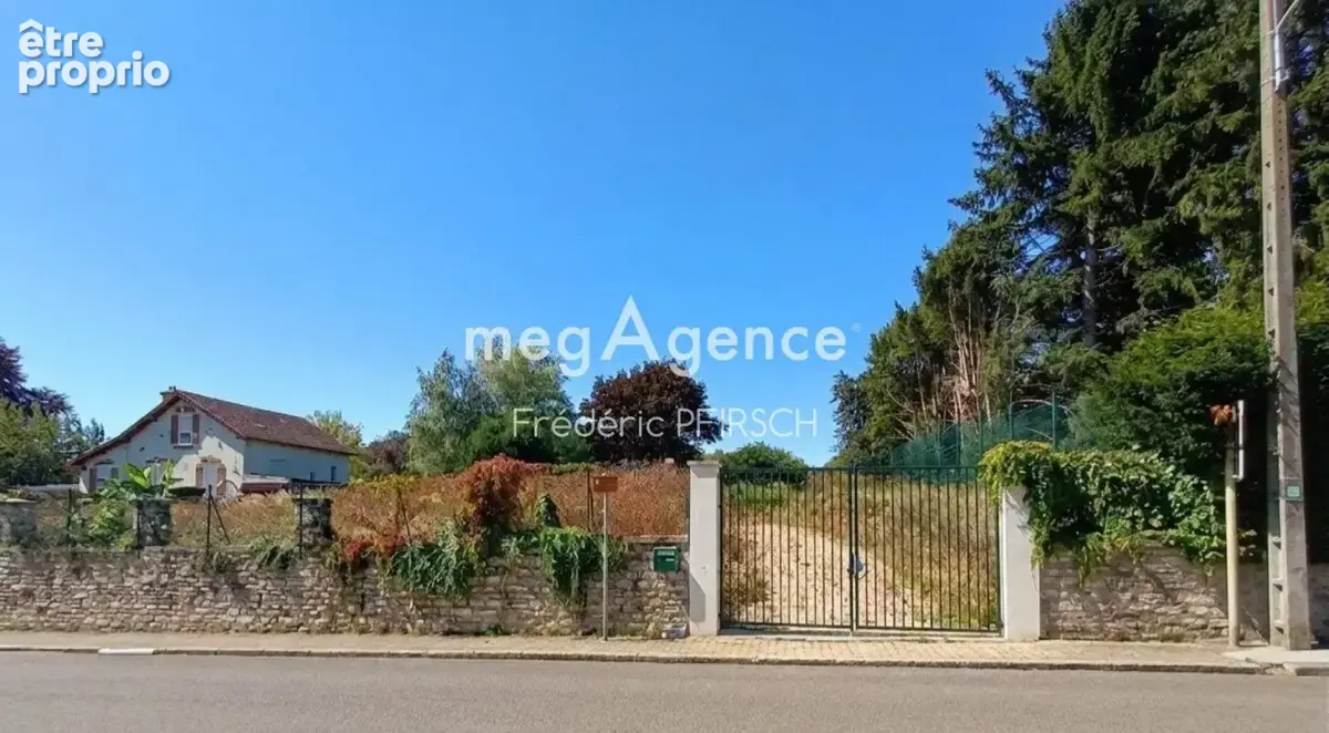 Grand terrain clos constructible - photo 2