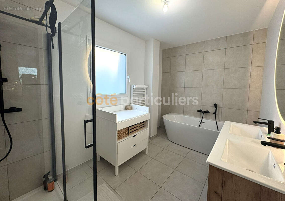 Maison à LA GOUESNIERE