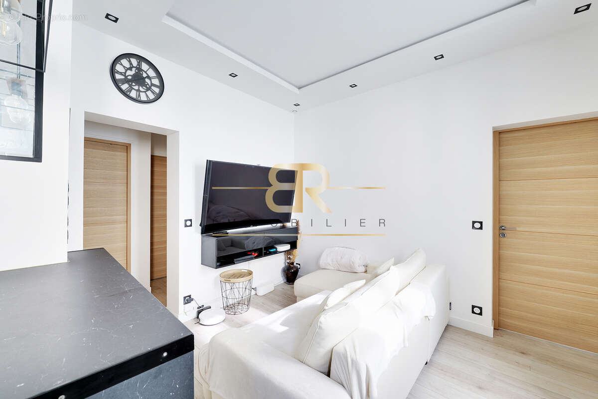 Appartement à COLOMBES
