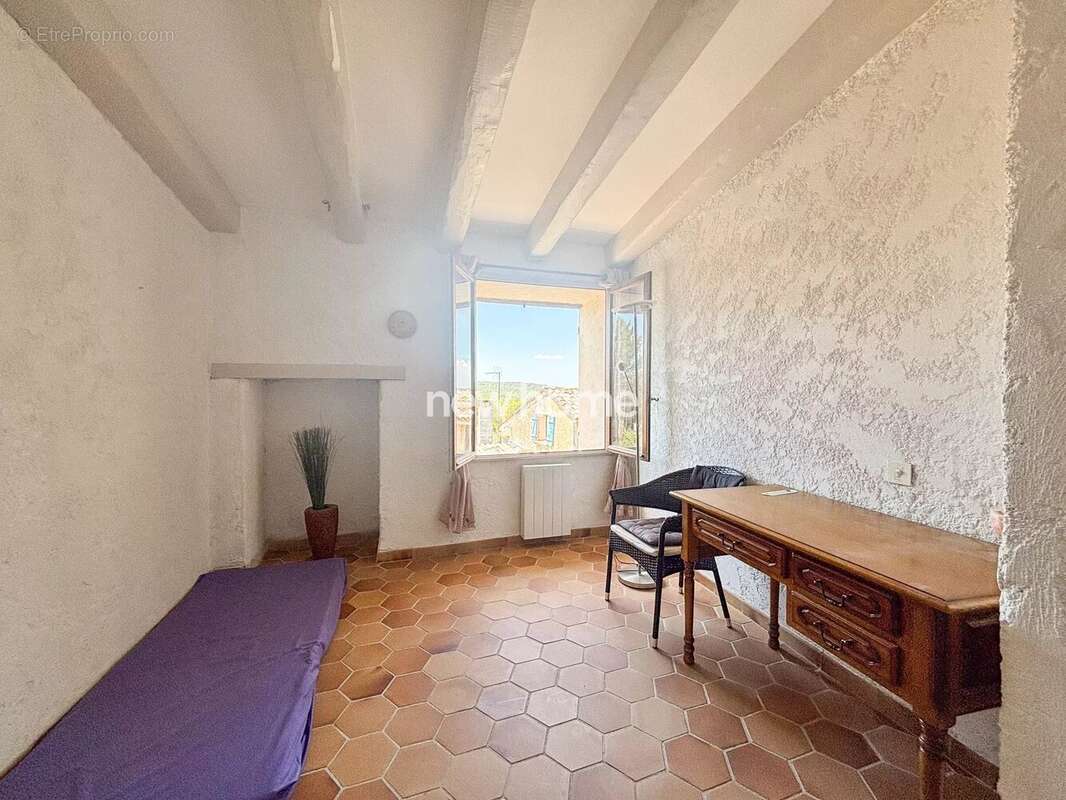 Maison à LORGUES