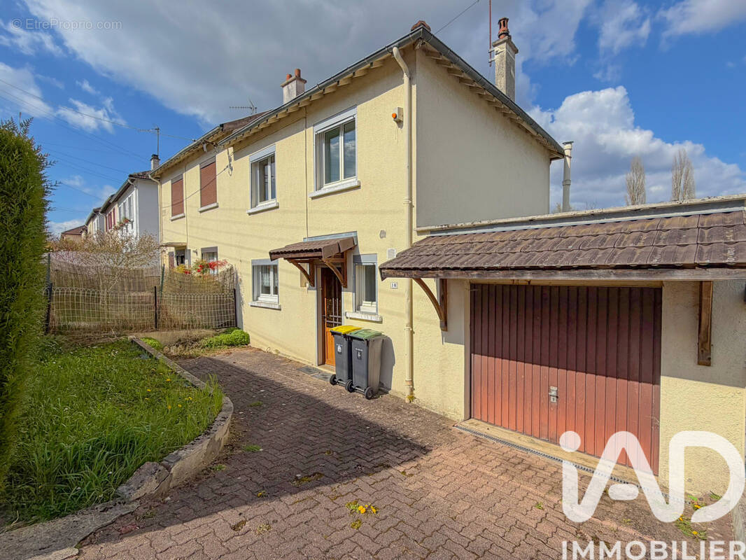 Photo 1 - Maison à CHARLEVILLE-MEZIERES