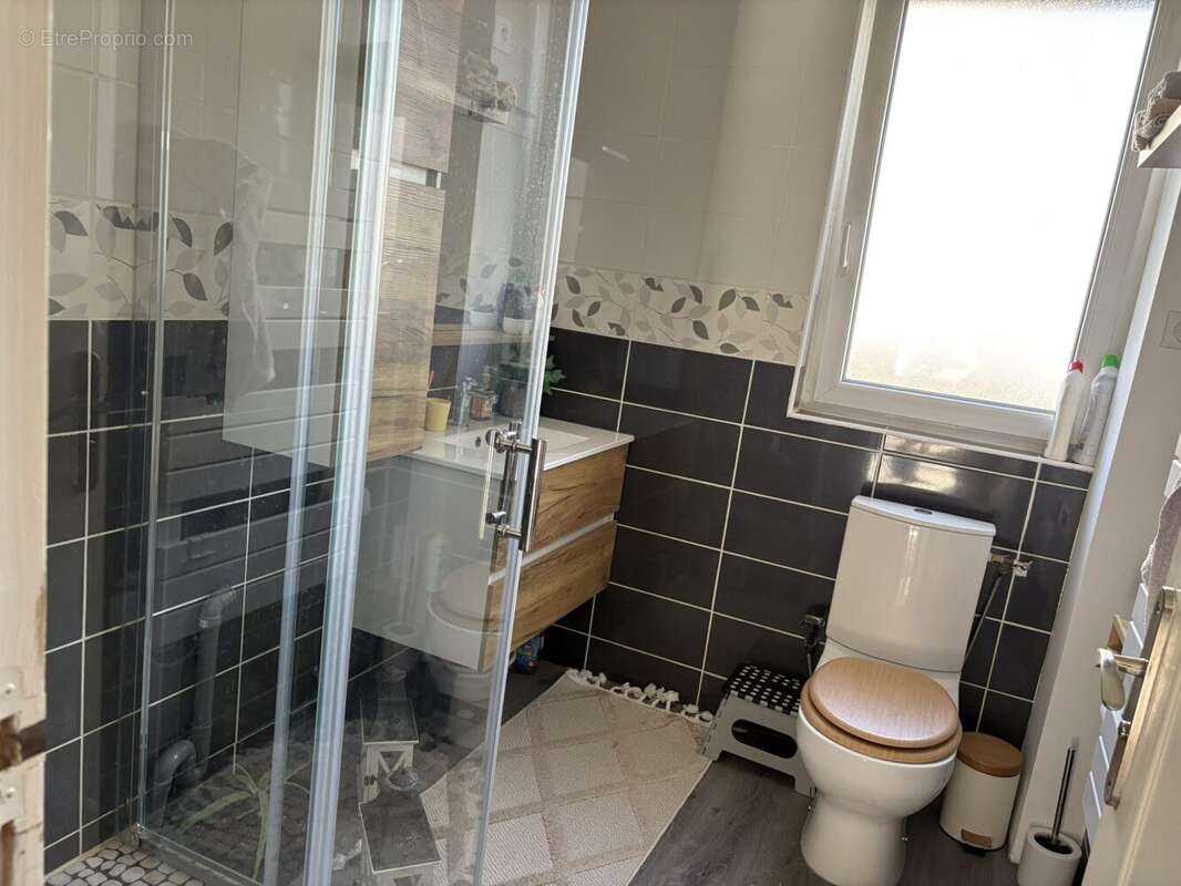 Maison à TERRASSON-LAVILLEDIEU