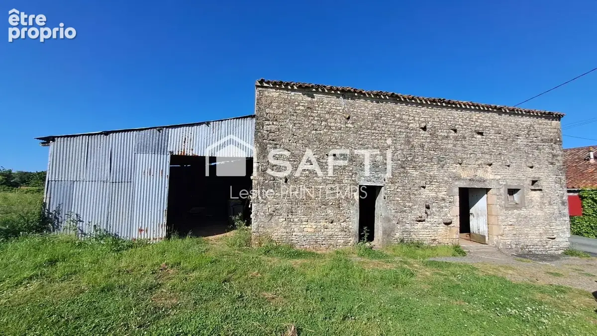 Photo 1 - Maison à SAINT-HILAIRE-DES-LOGES