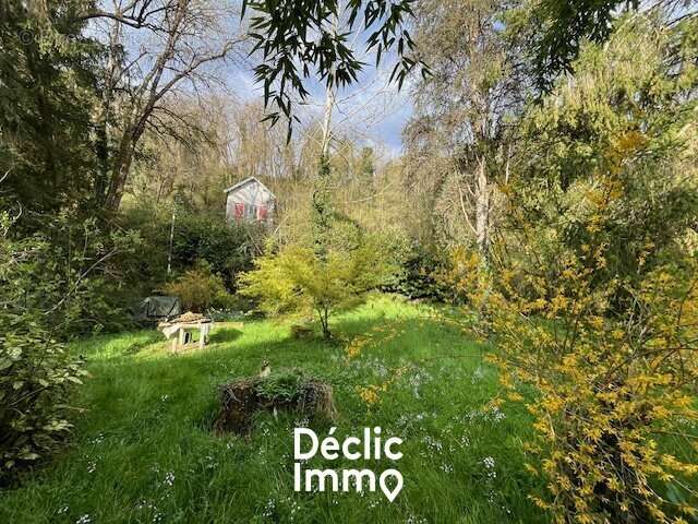 Maison à LA CHAPELLE-MOULIERE