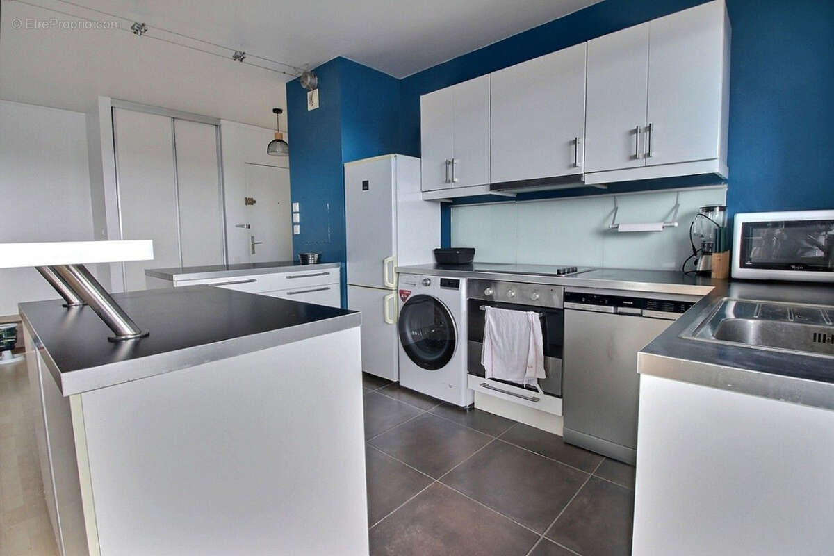 Appartement à ISSY-LES-MOULINEAUX
