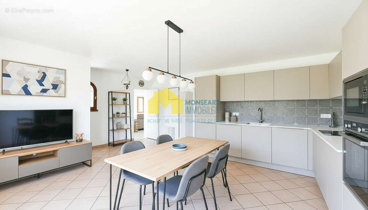 Plain pied - 130 m2 - 4 chambres -  basilique de longpont - combles amenageables - photo 5