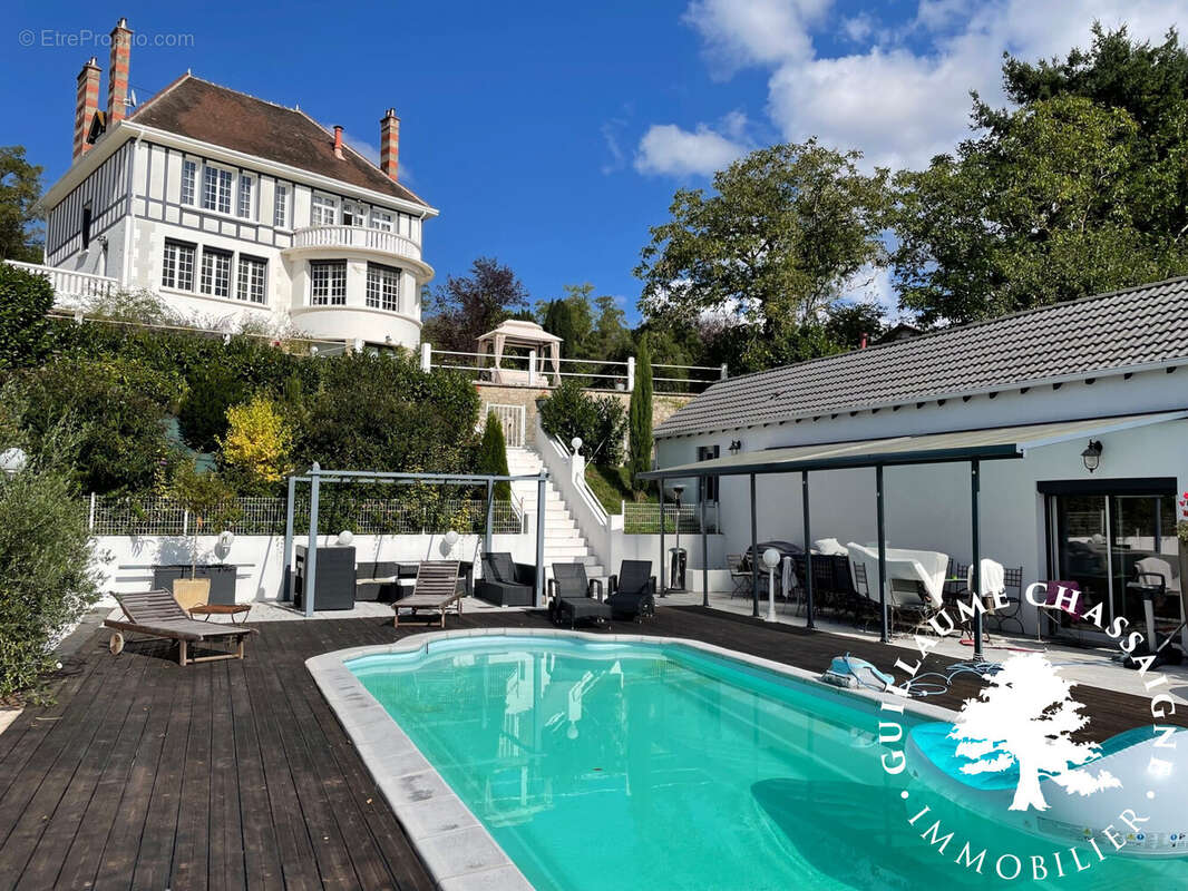 Maison à SAINT-AMAND-MONTROND