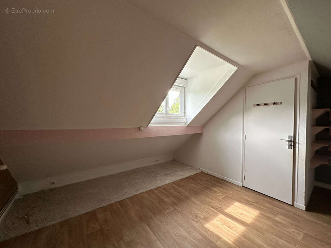 Maison à MILLY-LA-FORET