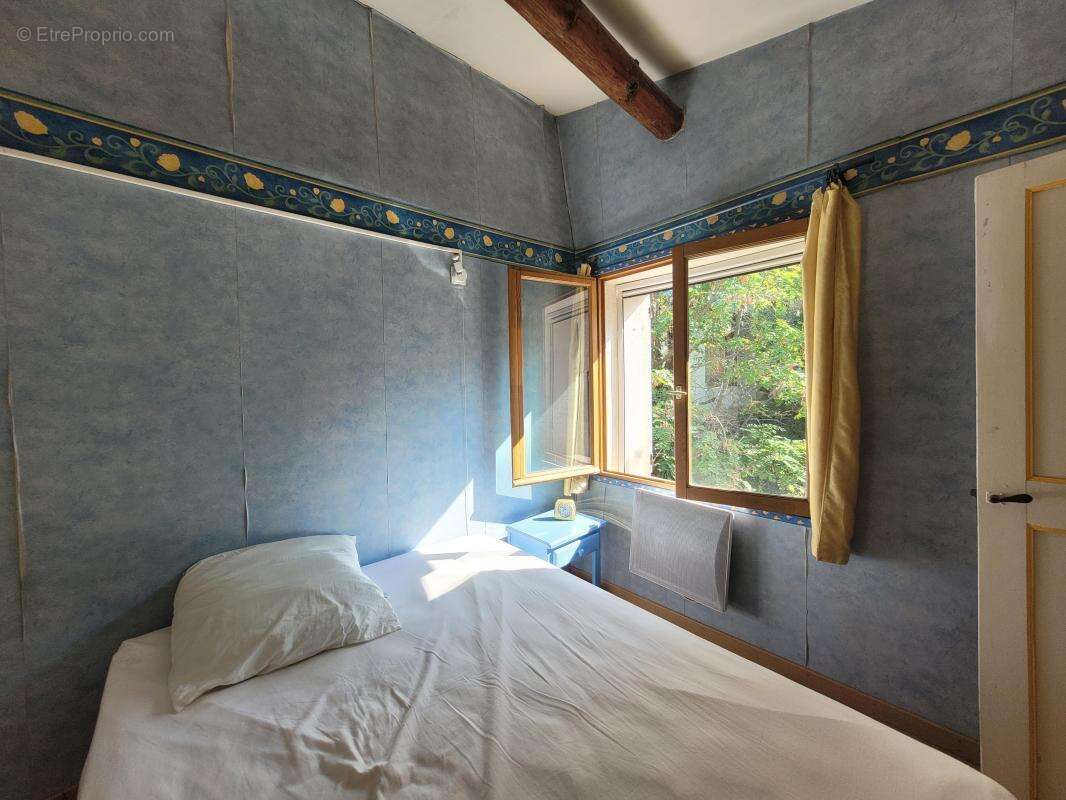 Maison à VINON-SUR-VERDON