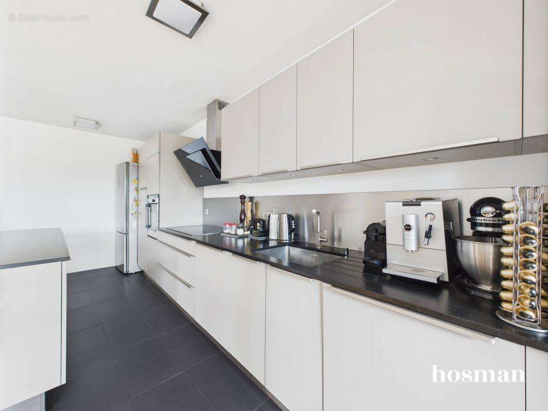 Appartement à PARIS-19E