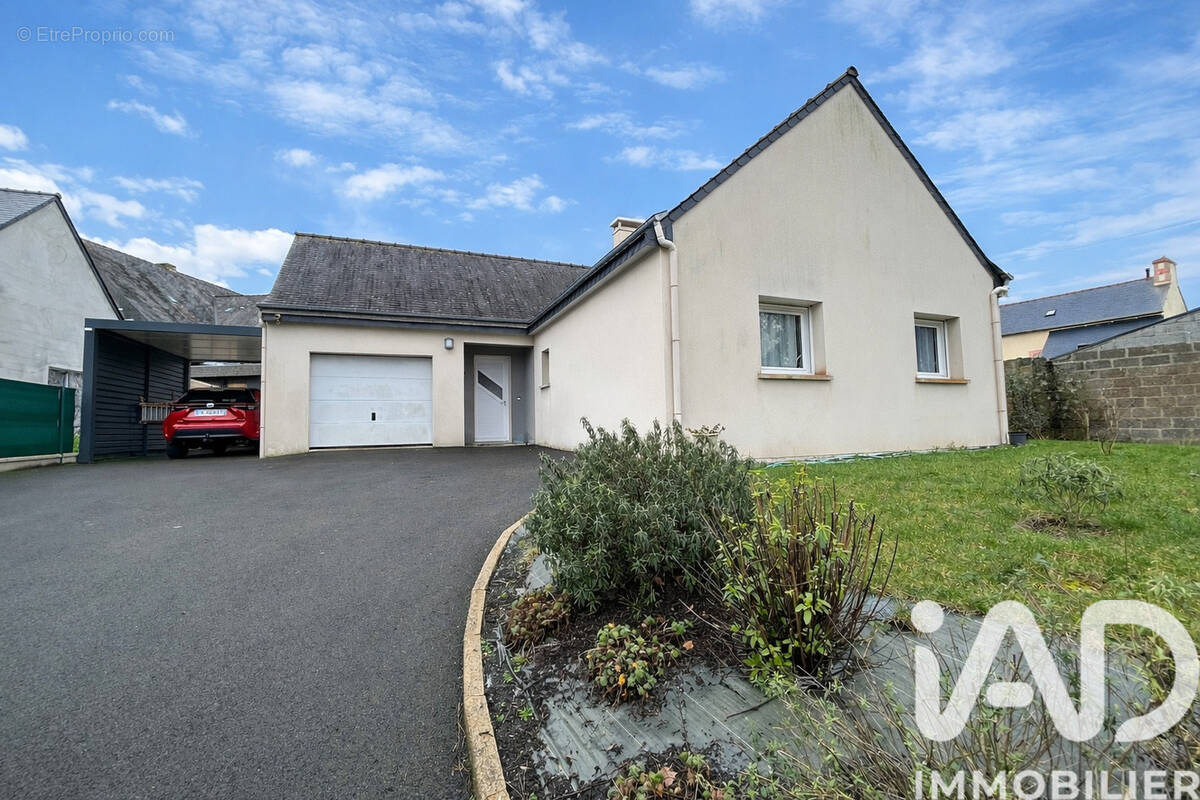 Photo 1 - Maison à LANVOLLON