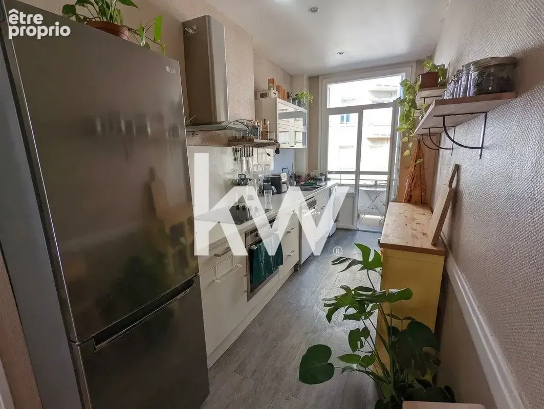 Appartement 3 pièces 79 m² à vendre à Saint-Etienne (42100) - photo 3