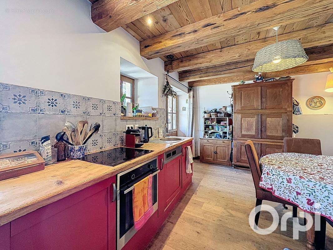 Arenthon-Propriété de caractère avec vue Mont-Blanc, espace équestre et potentiel exceptionnel - photo 23