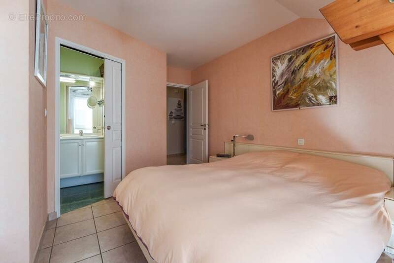 Appartement à SAINT-CYR-SUR-LOIRE