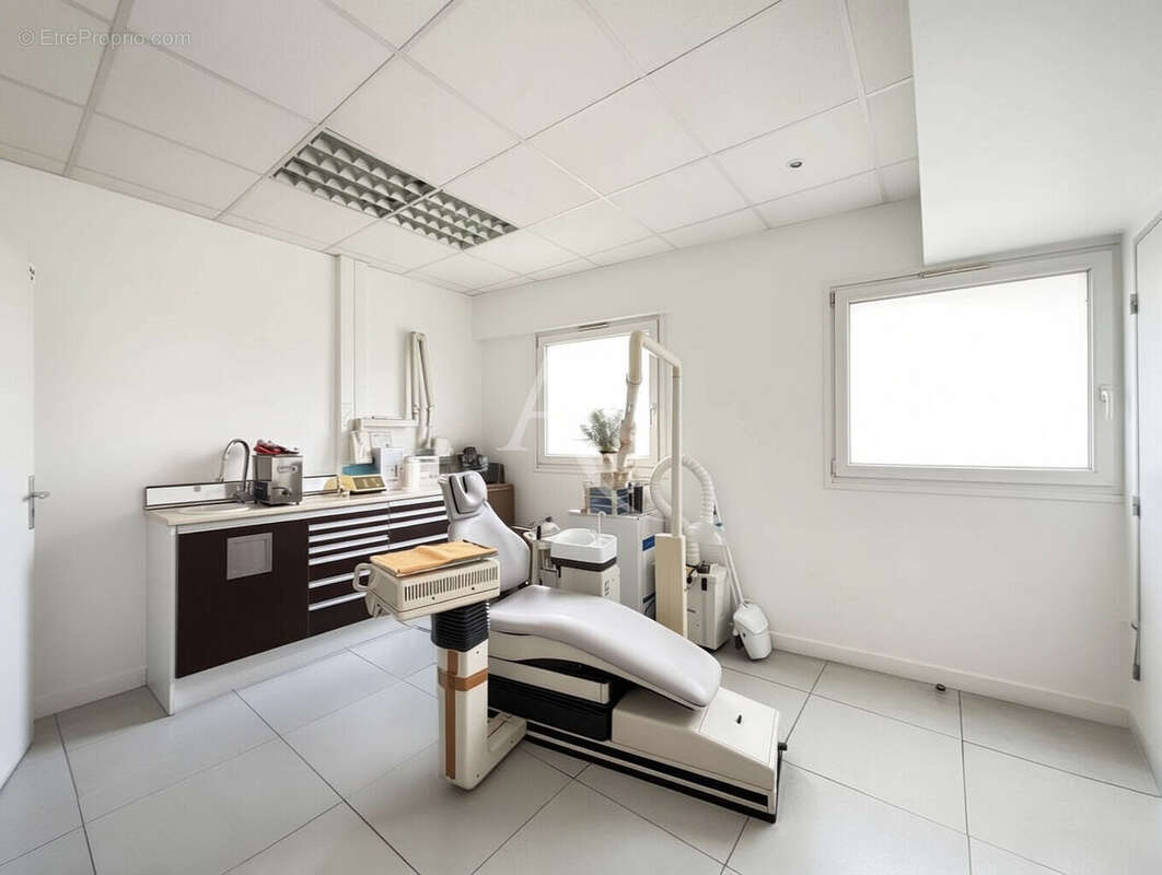 Commerce à IVRY-SUR-SEINE