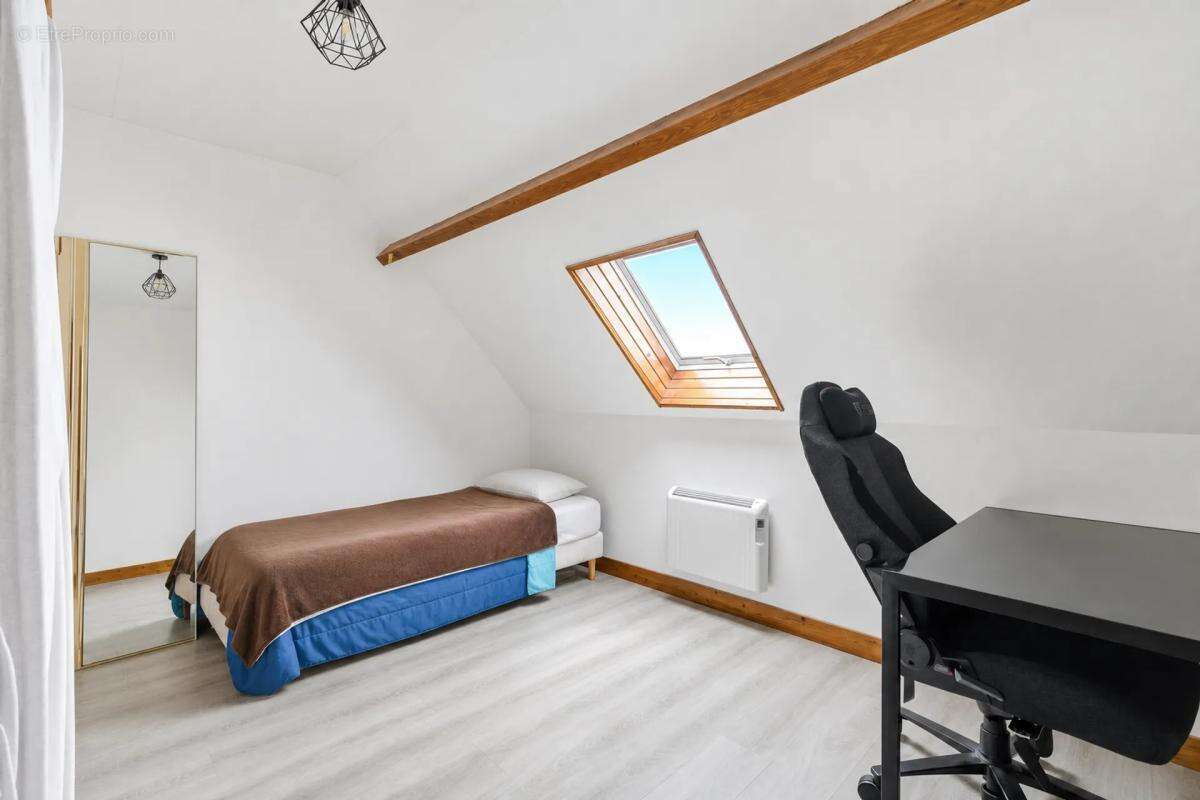 Maison familiale T7 - 125 m² - Haut Montmorency - photo 8