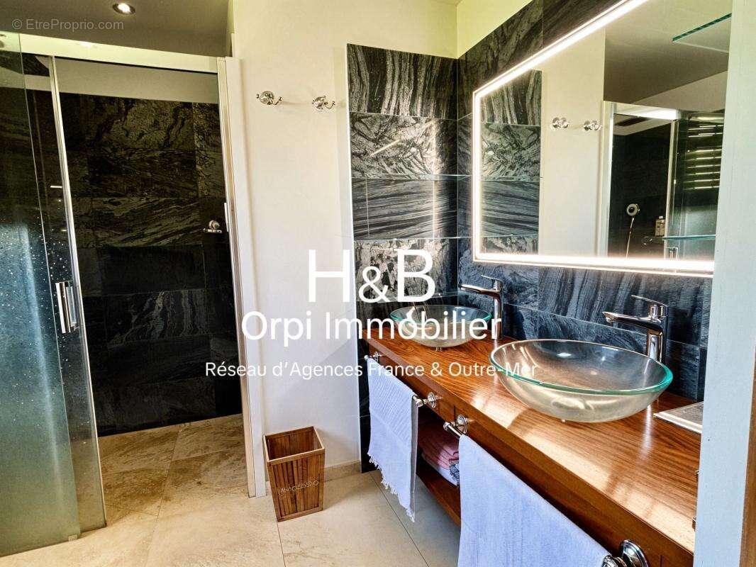 Appartement à SCHOELCHER