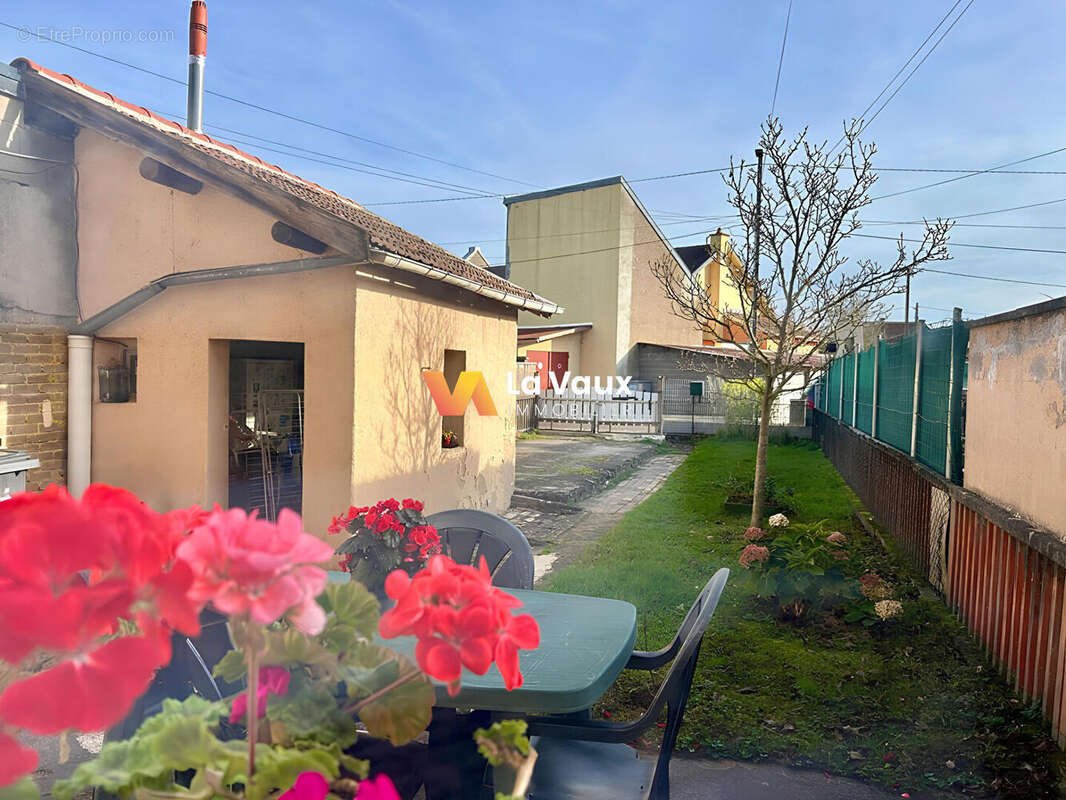 Maison à NEUVES-MAISONS